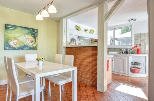 Trebes Villa | Beautiful villa with large pool and great views for up to 8 guests