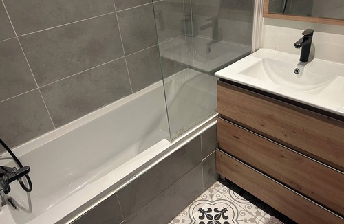 Pechbonnieu House | Beautiful villa with terrace