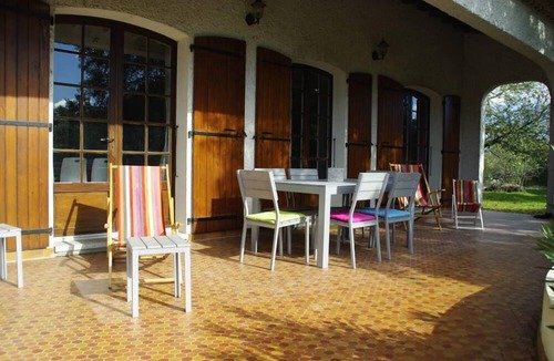 Labeaume House | beautiful villa with private pool and turret.