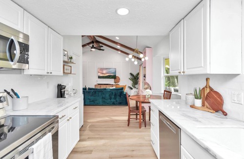 Spring Branch Central House | Beautiful VRBO Listing in Spring Branch