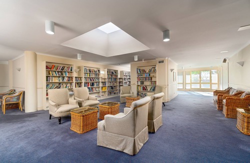 Wahroonga Apartment | Beautiful Wahroonga Apartment