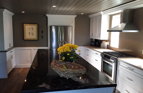 Big Bay Point Cottage | Beautiful Water Front Property In Big Bay Point, Only 1 Hr. From Toronto