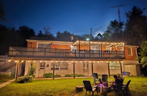 Gores Landing House | Beautiful Waterfront Retreat 1HR Drive FromToronto
