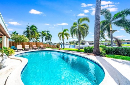 Cypress Lakes House | Beautiful & Waterfront , Gorgeous Intercostal Home