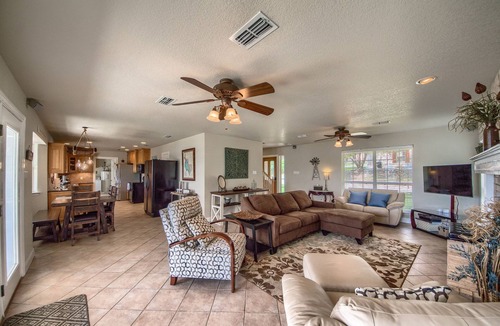 Canyon Lake House | Beautiful waterfront home on Canyon Lake! Over 400 feet of waterfront!