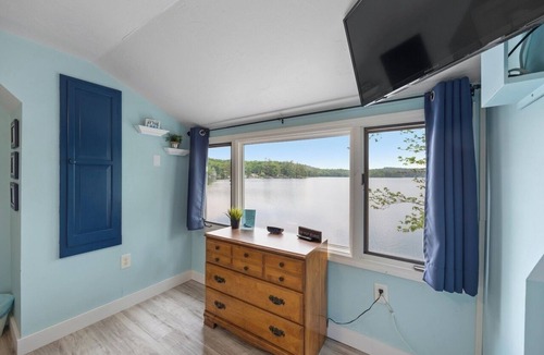 Franklin House | Beautiful Waterfront Home on Webster Lake!