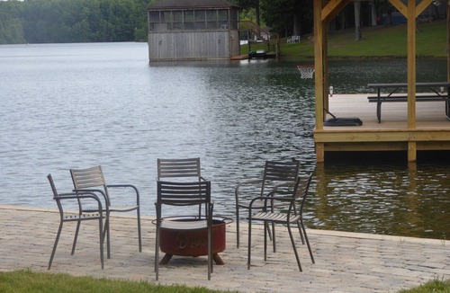 Bumpass House | Beautiful Waterfront Home On Lake Anna