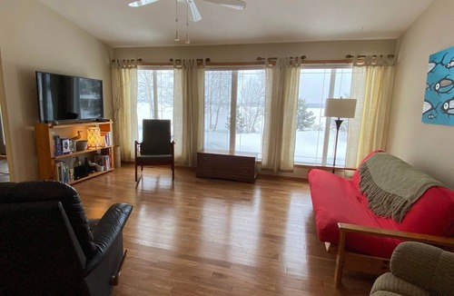 Ignace House | Beautiful Waterfront home on Lake Agimak