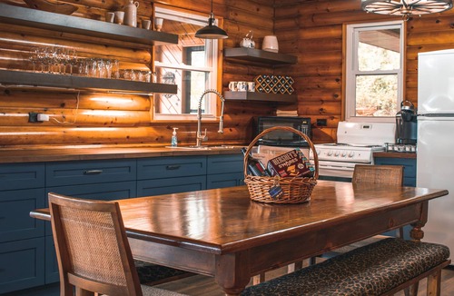 Mattawa Cottage | Beautiful Waterfront Log Cottage with Dock, Beach & Sleep Cabin Near Mattawa