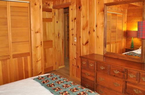 Rome House | Beautiful Waterfront Property On A quiet Cove