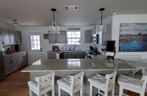 Enchanted Oaks House | Beautiful Waterfront Retreat!