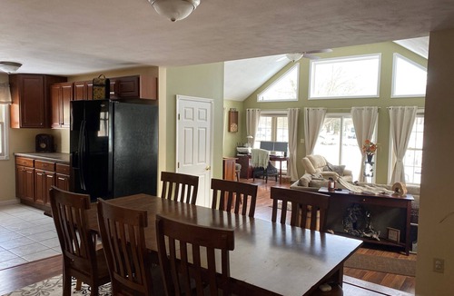 Blossvale House | ~BEAUTIFUL WATERFRONT HOME, SYLVAN BEACH~