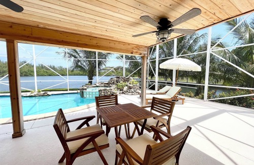 Hobe Sound House | Beautiful Waterfront Property