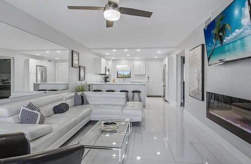 Marco Island Condo | BEAUTIFUL WATERVIEW-MODERN 2 BED - POOL, MARINA & NEAR BEACHES