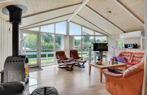 Kelstrup Strand House | Beautiful wooden vacation home in a newly parceled vacation home area close to one of the best swimm