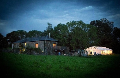 Saint Blazey House | Beautifully Converted 18thc Barn In Blackdown Hills AONB
