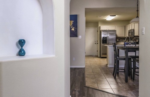 Vista Sandia House | Beautifully decorated - Gated Community