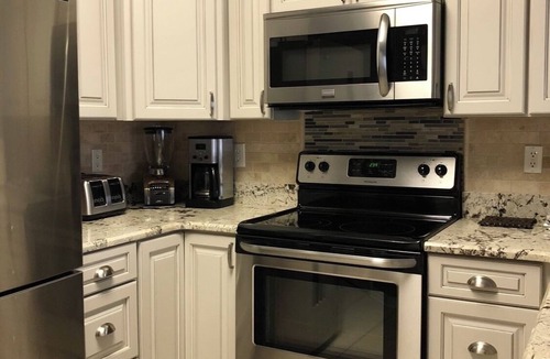 Gulf Shores Condo | Beautifully decorated beachfront condo!