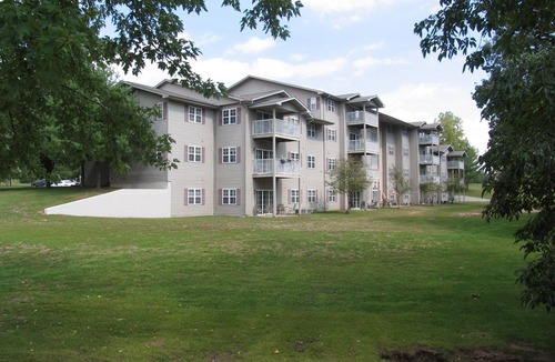 Whittington Condo | BEAUTIFULLY DECORATED 3BED/2BATH CONDO ON REND LAKE GOLF COURSE