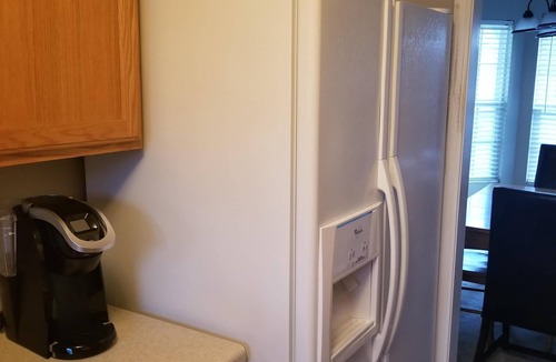 Antioch House | Beautifully Decorated 4 Bedroom Home in Quiet Cul De Sac