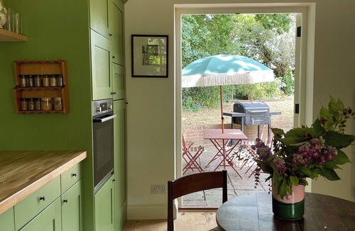 Herstmonceux Cottage | Beautifully Designed Peaceful Cottage