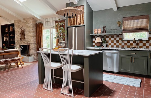 Oak Ridge House | Beautifully designed home in North Austin - a vintage haven and close to I-35