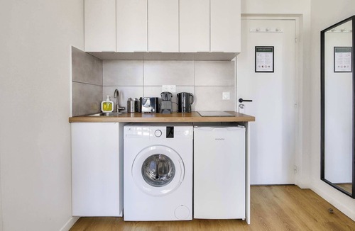 Petit-Ivry Apartment | Beautifully furnished cosy studio with a street view