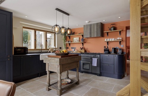 Little Rissington Cottage | Beautifully presented dog friendly - Corner House