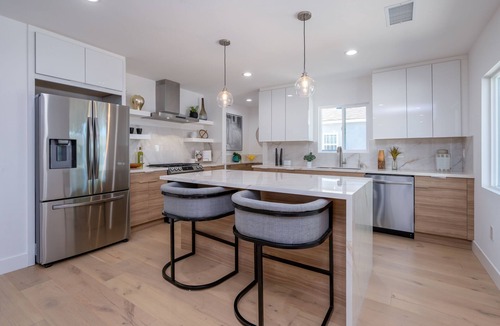 Faircrest Heights House | Beautifully Modern Home 5 min from Beverly Hills