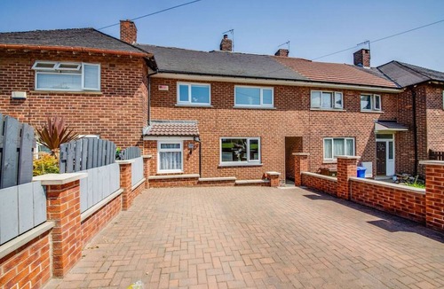 Sheffield House | Beautifully Presented & Spacious 6 Bed House