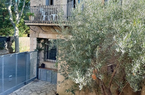 Usclas-d'Herault House | Beautifully restored stone house with chic studio in Languedoc