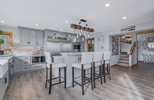 Bromley Mountain House | Beautifully Remodeled VT Mountain Oasis with Stratton Views and private Hot Tub