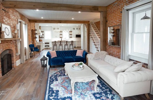 Jackson Other | Beautifully Renovated Farmhouse in Jackson, MO