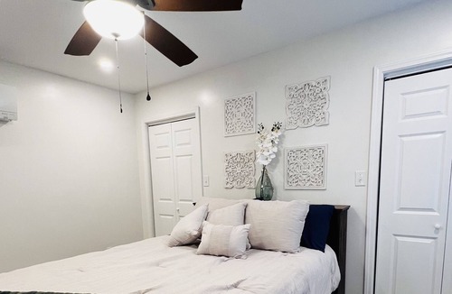 Jonesville House | Beautifully renovated home in the heart of Elkin