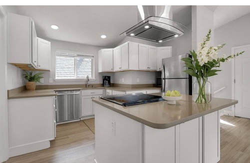 Manzanita House | Beautifully Renovated 3-Bedroom, 2-Bath Home in the Heart of Manzanita