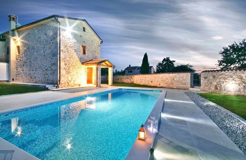 Baderna Villa | Beautifully renovated villa with pool; welcoming and pet-friendly