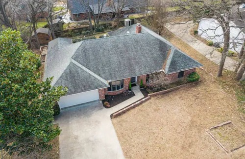 South Tulsa House | Beautifully Renovated with Designer Decor and Spacious Rooms