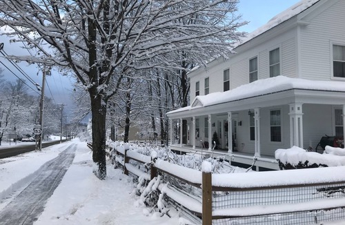 Rupert House | Beautifully restored 1806 Vermont farmhouse & “Cook’s Country” TV set