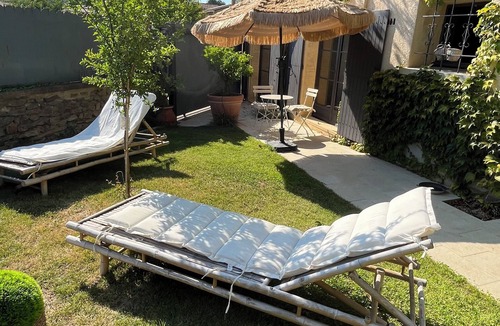 Barjac House | Beautifully restored country house with swimming pool