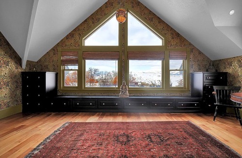 Park City House | Beautifully Restored Sandstone Home on 10 acres