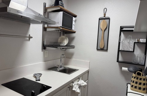 Stockton Apartment | Beautifully Studio apartment, offering a warm ambiance with modern amenities.
