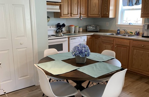 Wells Cottage | Beautifully updated cottage!