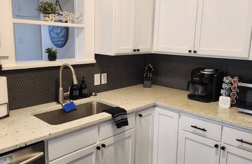 Enid House | Beautifully Updated Home With Workspace! K9 Friendly!