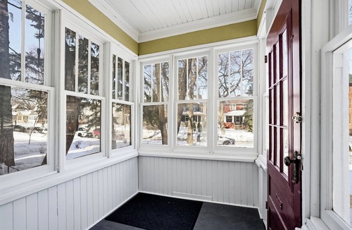 Winnipeg House | Beautifully Updated Osborne Character Home | 3 Bed | 2 Bath |