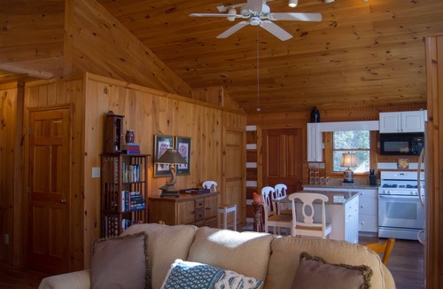 Newland Cabin | Beauty Found In Every Season