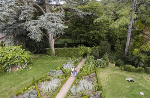 Salles-en-Toulon House | Beauty Park - Amazon cabin 2 people