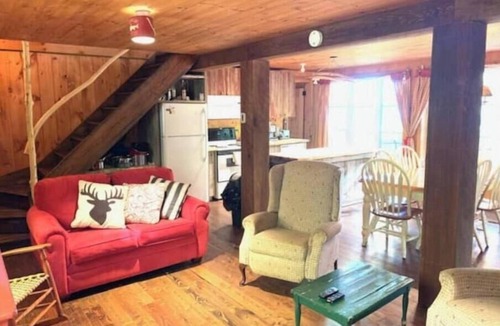 Ellenburg Depot Ski Chalet | Beaver Camp on the Lake