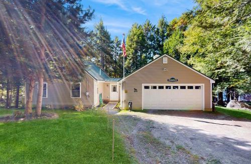 Beaver Cove House | Beaver Cove Cabin