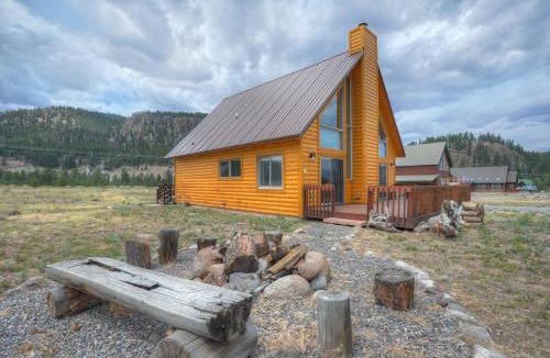 South Fork House | Beaver Creek Cabin in South Fork CO