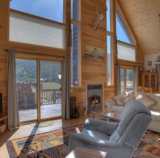 South Fork House | Beaver Creek Cabin in South Fork CO
